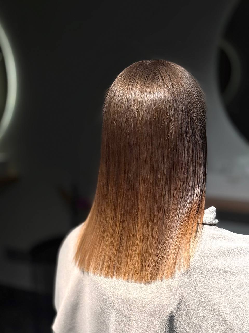 Кератиновое выпрямление волос